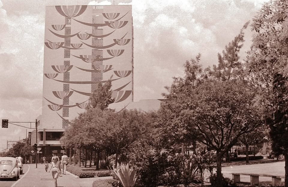 A praça da Catedral - Década de 1980
