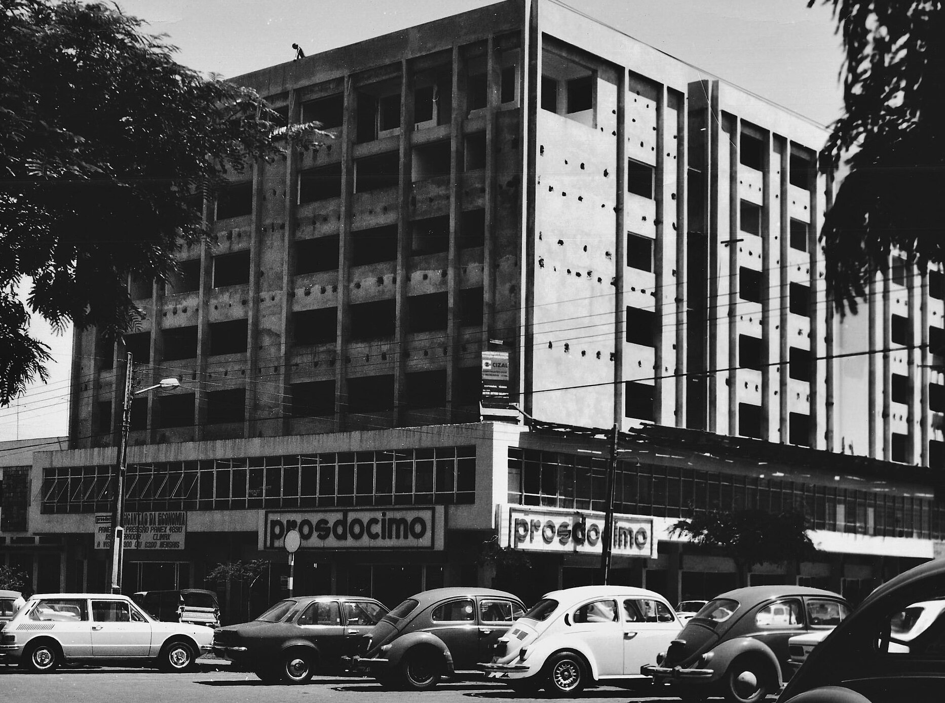 Construção do Edifício Dal Pizzol - Década de 1970