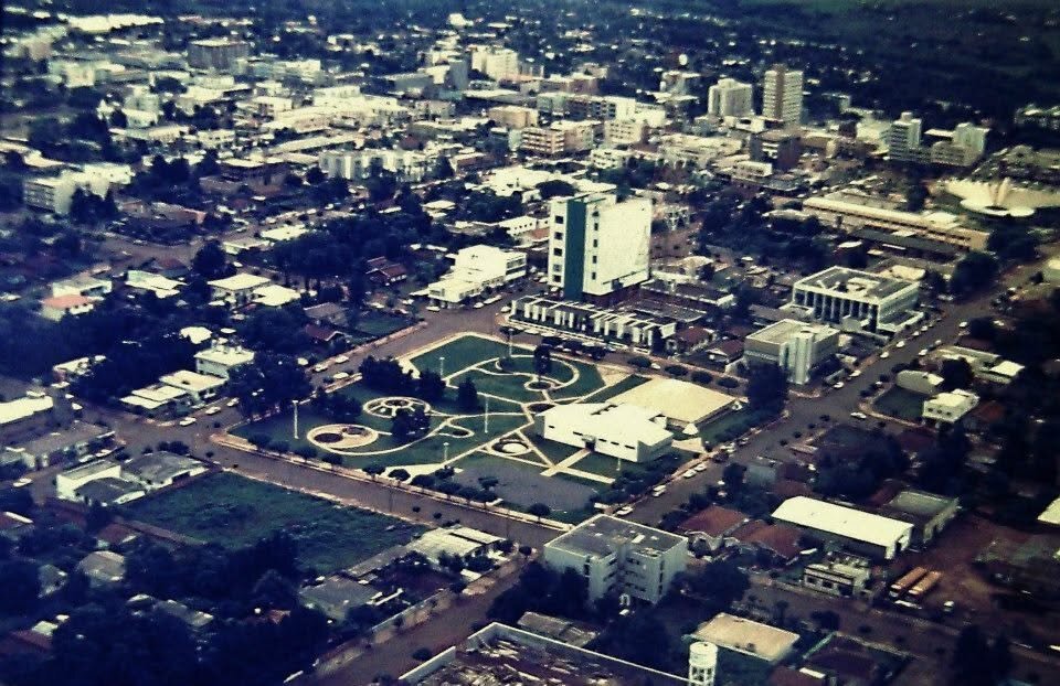 Centro Cultural Gilberto Mayer - 1982